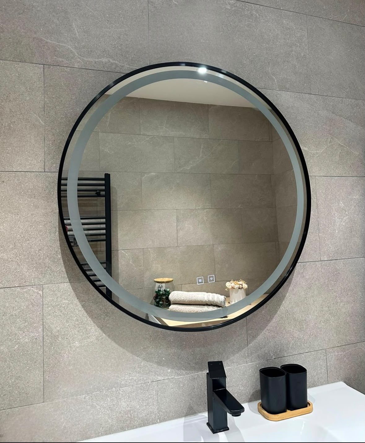 Miroir Vela — Ø 80 cm · LED anti-buée