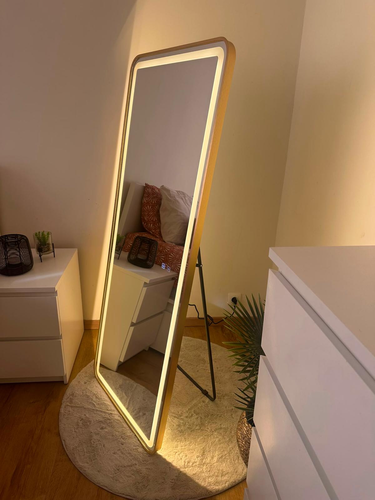 Miroir Mira — 150 × 60 cm · sur pied · LED anti-buée